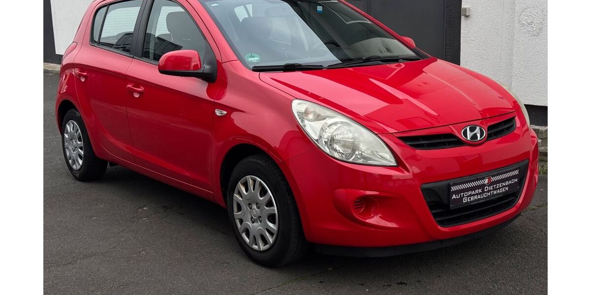 Hyundai i20 192.000 km 2.680 &euro; Dietzenbach 63128