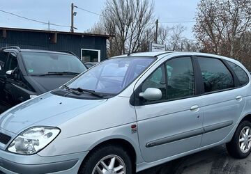 Renault Scenic 59.632 km 2.999 &euro; Frankfurt am Main 60486