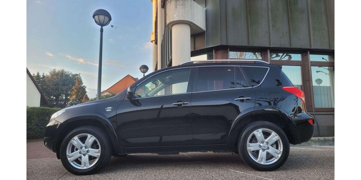 Toyota RAV 4 107.000 km 9.900 &euro; Groß Gerau 64521