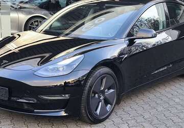 Tesla Model 3 122.385 km 24.950 &euro; Dieburg 64807