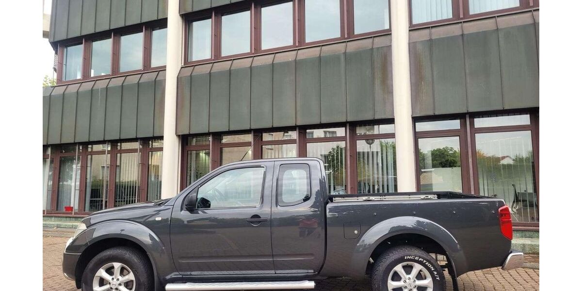Nissan Navara 139.000 km 15.900 &euro; Groß Gerau 64521
