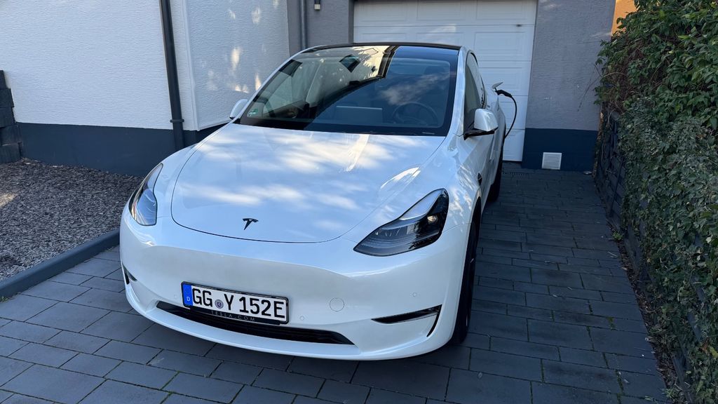 Tesla Model Y 34.800 km 33.490 &euro; Rüsselsheim 65428
