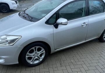 Toyota Auris 89.990 km 3.999 &euro; Mömbris 63776