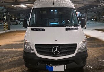 Mercedes-Benz Sprinter 367.359 km 9.000 &euro; Frankfurt 60431