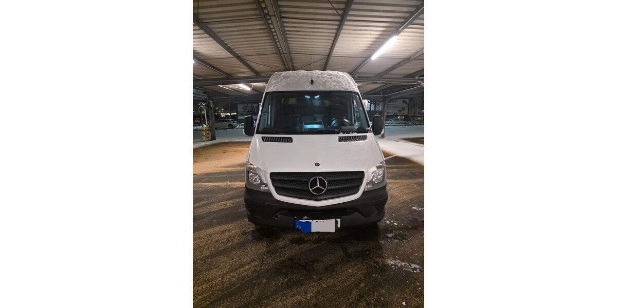 Mercedes-Benz Sprinter 367.359 km 9.000 &euro; Frankfurt 60431