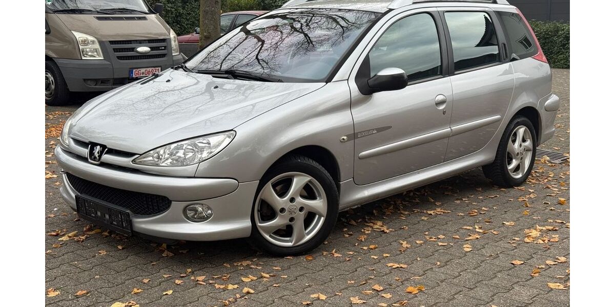 Peugeot 206 150.000 km 2.490 &euro; Rüsselsheim 65428