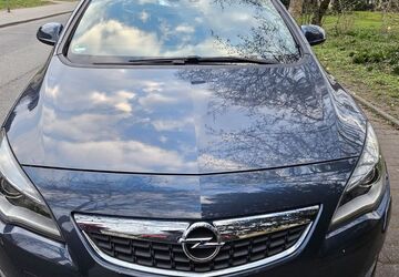 Opel Astra 196.000 km 2.800 &euro; Frankfurt 65936