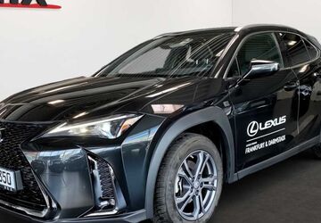Lexus UX 11.000 km 35.750 &euro; Frankfurt 60314