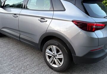 Opel Grandland (X) 144.794 km 12.495 &euro; Frankfurt am Main 60389
