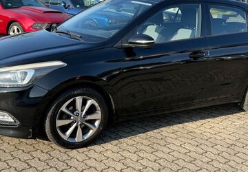 Hyundai i20 185.985 km 5.399 &euro; Hanau 63452