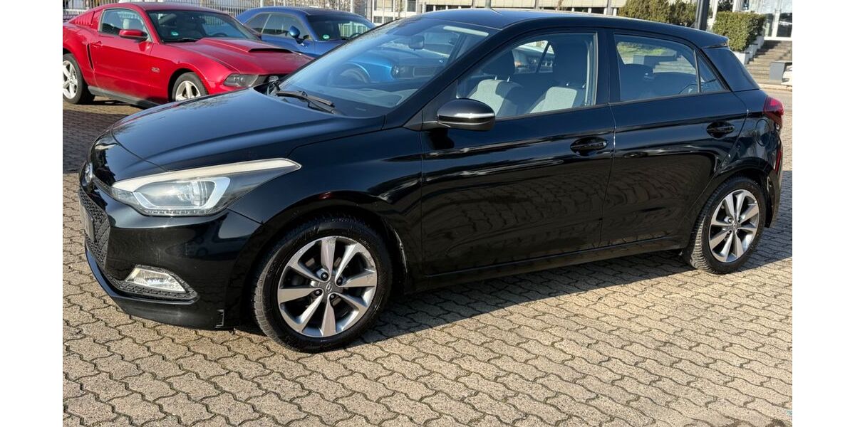 Hyundai i20 185.985 km 5.399 &euro; Hanau 63452