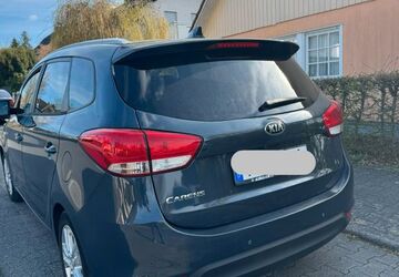 Kia Carens 128.000 km 8.900 &euro; Bad Homburg 61350