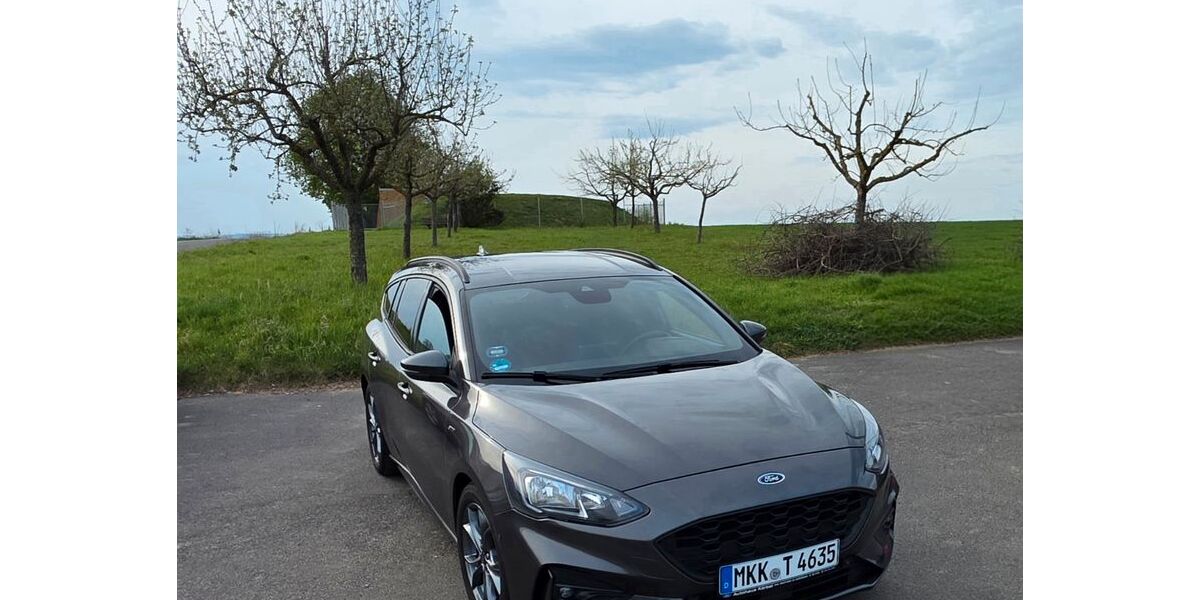 Ford Focus 87.700 km 14.250 &euro; Nidderau 61130