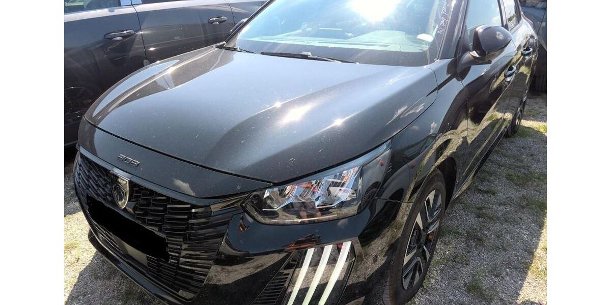 Peugeot 208 12.901 km 14.980 &euro; Rüsselsheim 65428