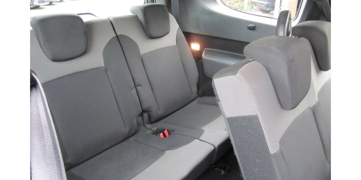 Dacia Lodgy Essential 7-Sitze + Insp. TÜV+ AU+ NEU + 138.948 km 8.335 &euro; Schwalbach/Taunus 65824