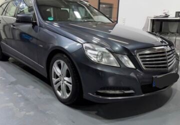 Mercedes-Benz 350 345.000 km 4.800 &euro; Offenbach 63075