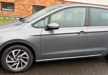 VW Golf Sportsvan 35.800 km 15.750 &euro; Hattersheim 65795