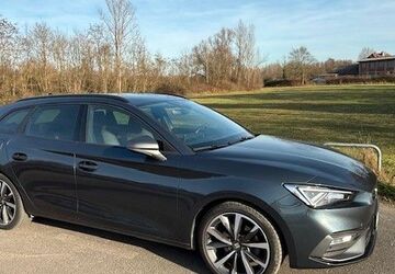 Seat Leon 48.600 km 21.500 &euro; Offenbach 63075