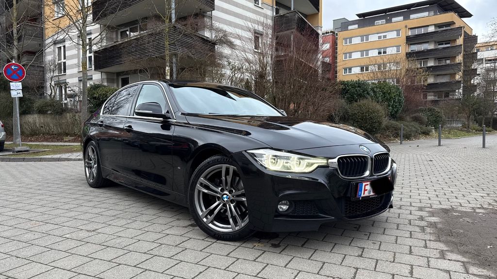 BMW 330 256.555 km 15.490 &euro; Frankfurt am Main 60486