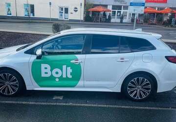 Toyota Corolla 319.900 km 11.700 &euro; Bad Homburg v. d. Höhe, Stadt 61348