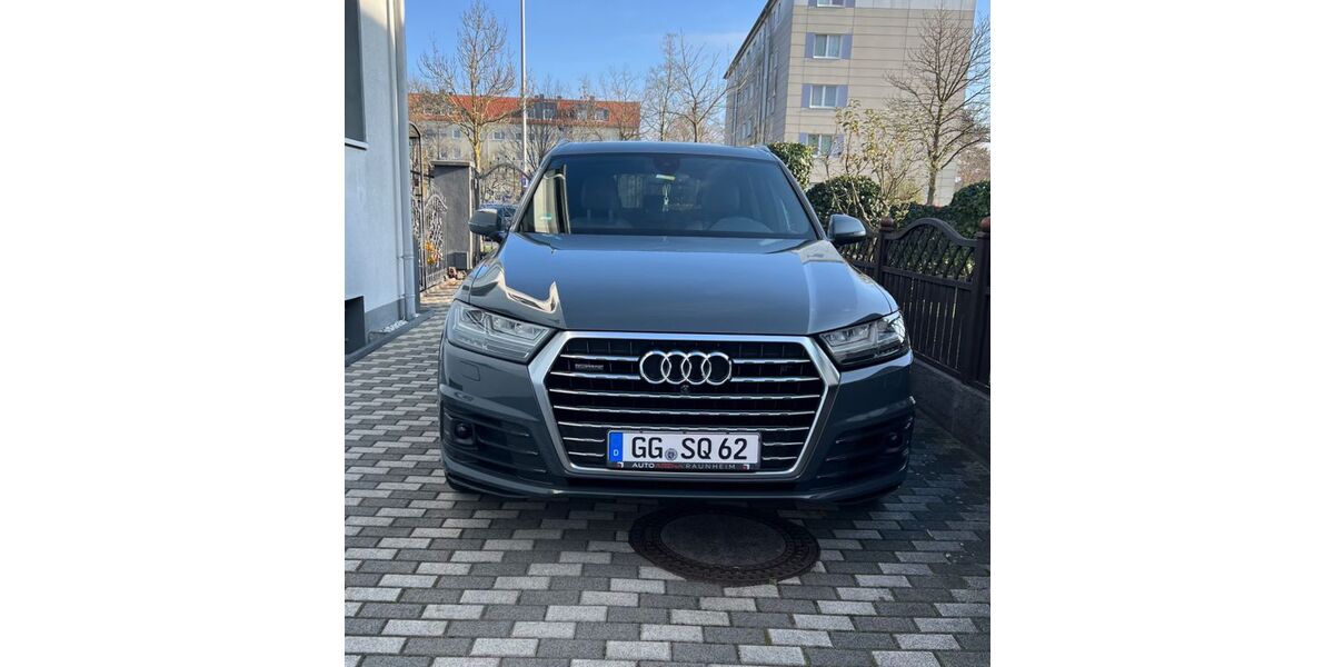 Audi Q7 176.000 km 27.500 &euro; Rüsselsheim 65428
