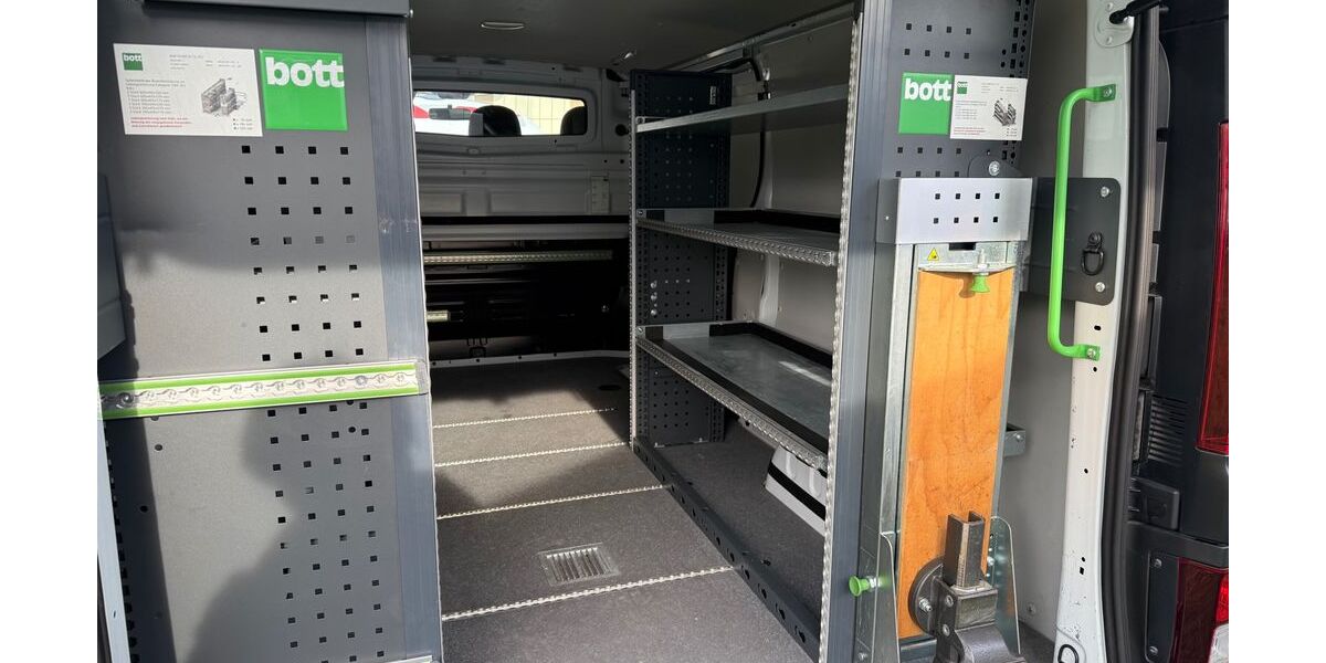 Renault Trafic 49.000 km 16.999 &euro; Erlensee 63526