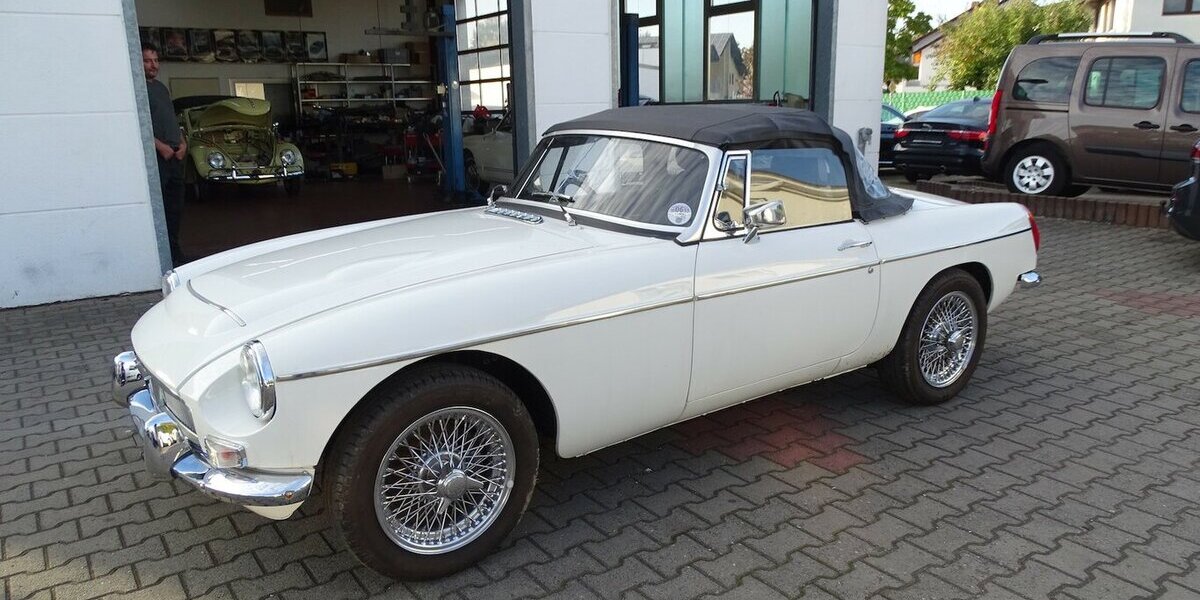 MG B Unikat V8 Alu Motor 2.195 km 22.990 &euro; Rodgau 63110