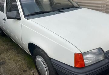 Opel Kadett 90.000 km 1.900 &euro; Dietzenbach 63128