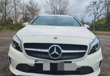 Mercedes-Benz A 180 45.000 km 15.000 &euro; Frankfurt 60433