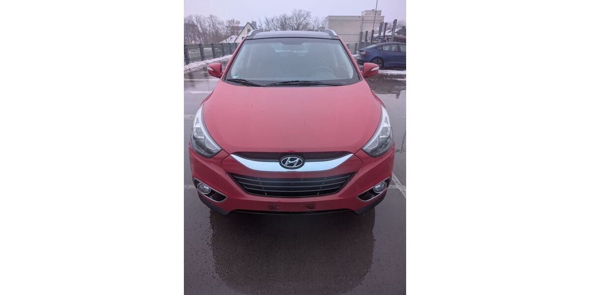 Hyundai ix35 80.000 km 11.100 &euro; Dreieich 63303