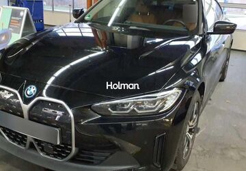 BMW i4 15.880 km 38.294 &euro; Eschborn 65760