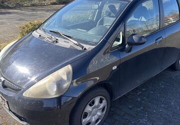 Honda Jazz 249.000 km 990 &euro; Hanau 63452