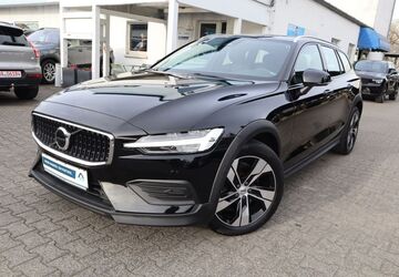 Volvo V60 Cross Country 37.625 km 34.485 &euro; Darmstadt 64291