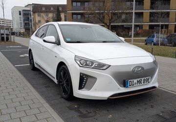 Hyundai IONIQ 80.000 km 12.500 &euro; Darmstadt 64287