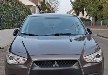 Mitsubishi ASX 104.000 km 8.600 &euro; Frankfurt am Main 60489