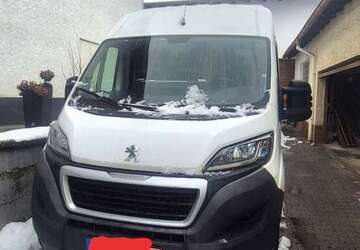 Peugeot Boxer 260.000 km 9.900 &euro; Friedrichsdorf 61381