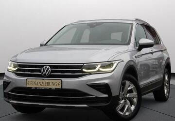 VW Tiguan 166.130 km 22.900 &euro; Frankfurt am Main 60386
