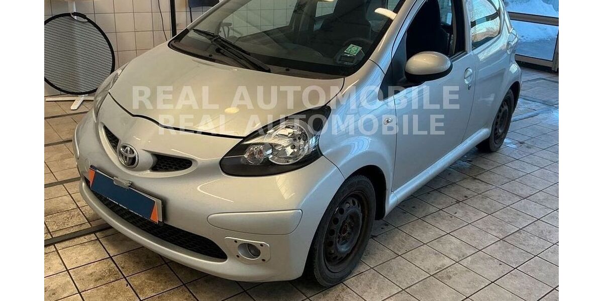 Toyota Aygo (X) 136.000 km 5.300 &euro; Frankfurt am Main 65933