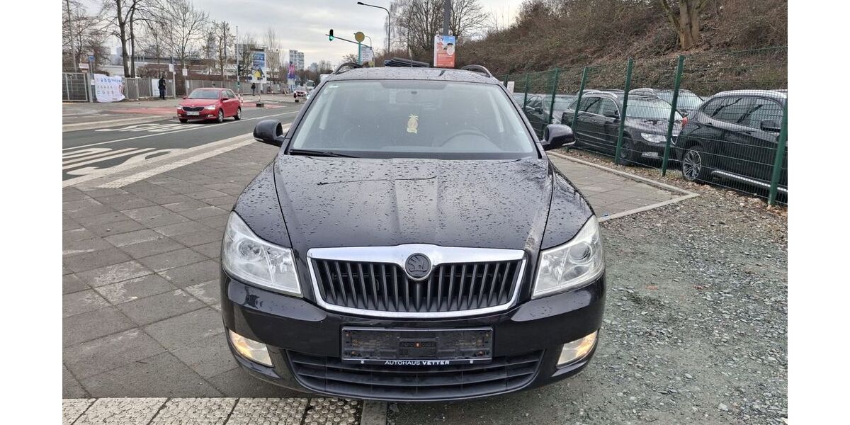 Skoda Octavia 209.000 km 3.700 &euro; Frankfurt 60486