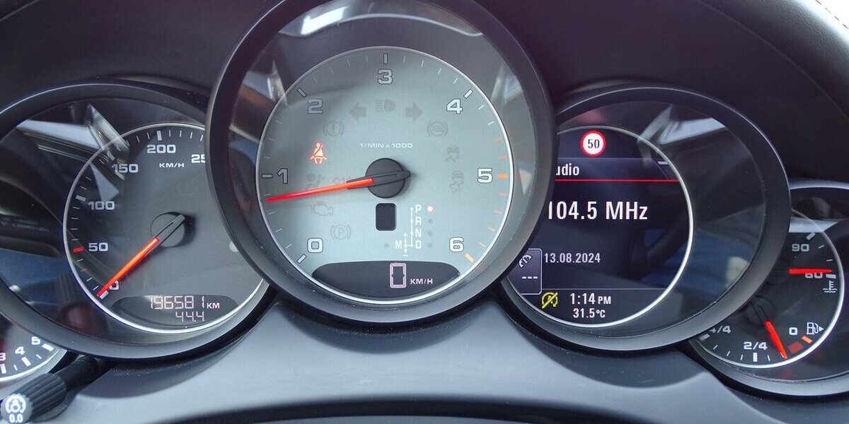 Porsche Cayenne S 4,2l Diesel Pano, Navi, 21 Zoll, Standhe 229.443 km 23.490 &euro; Rodgau 63110