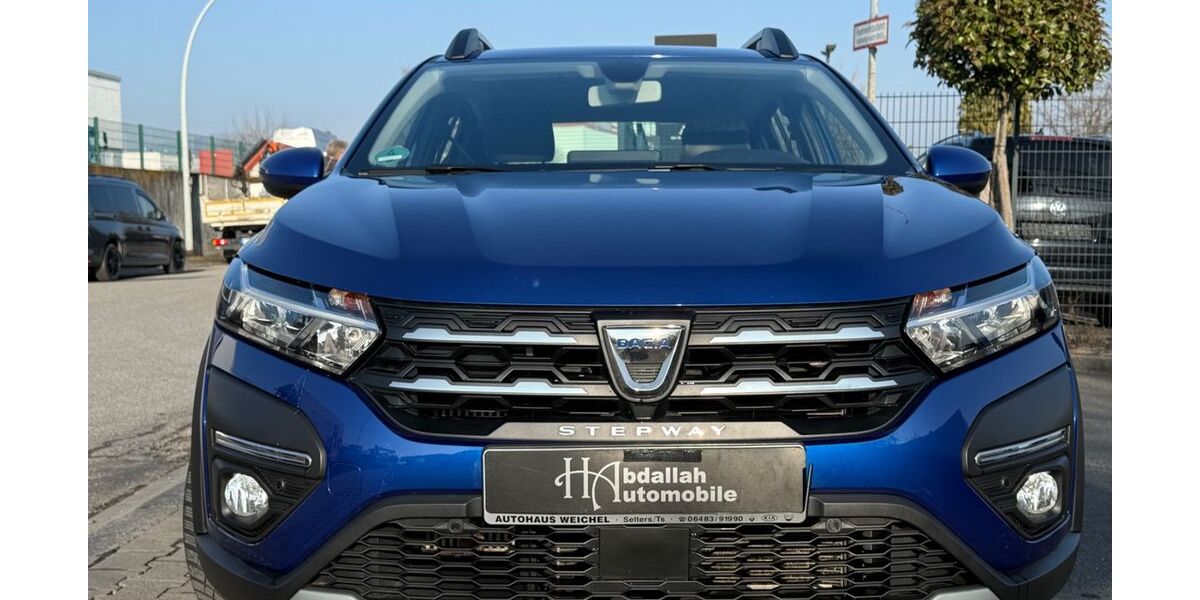 Dacia Sandero 117.000 km 9.399 &euro; Kelkheim 65779