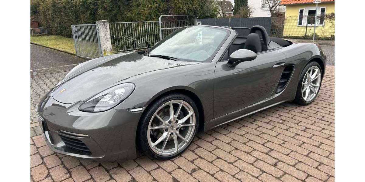 Porsche Boxster 8.200 km 56.490 &euro; Hasselroth 63594
