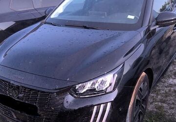 Peugeot 208 14.007 km 14.980 &euro; Rüsselsheim 65428