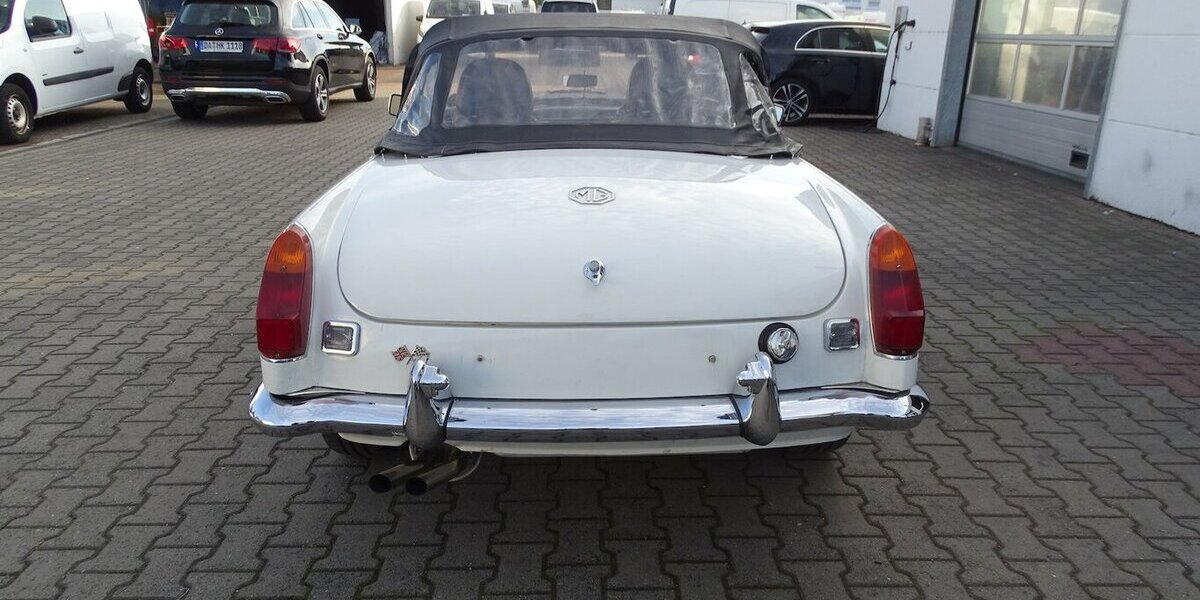 MG B Unikat V8 Alu Motor 2.195 km 22.990 &euro; Rodgau 63110