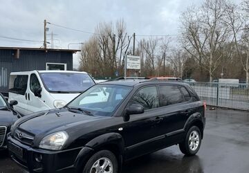 Hyundai TUCSON 170.000 km 4.444 &euro; Frankfurt am Main 60486