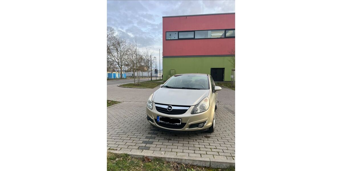Opel Corsa 72.710 km 4.200 &euro; Rüsselsheim 65428