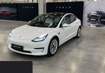 Tesla Model 3 53.816 km 29.300 &euro; Hanau 63457