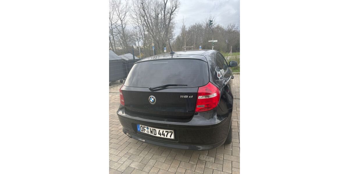 BMW 118 305.126 km 1.900 &euro; Dreieich 63303
