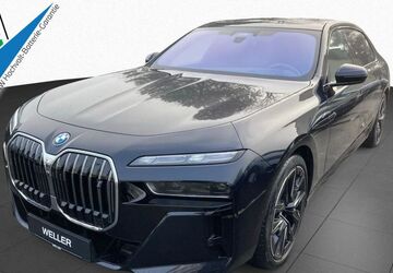 BMW i7 5.005 km 103.950 &euro; Kronberg 61476