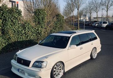 Toyota Crown 156.000 km 20.000 &euro; Frankfurt 60438